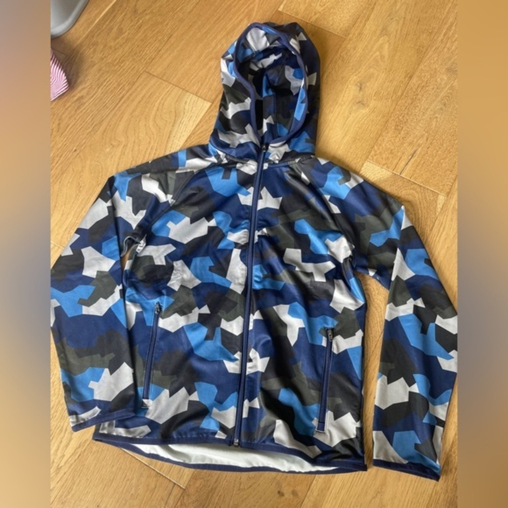 Hannah andersson light weight camo jacket
